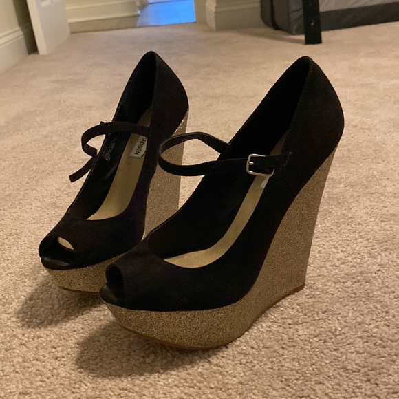 Steve Madden wedges - Picture 2 of 3